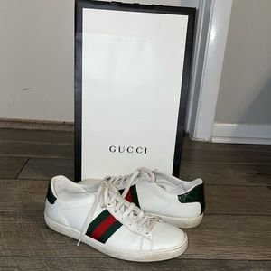 Gucci Women's Ace leather sneaker